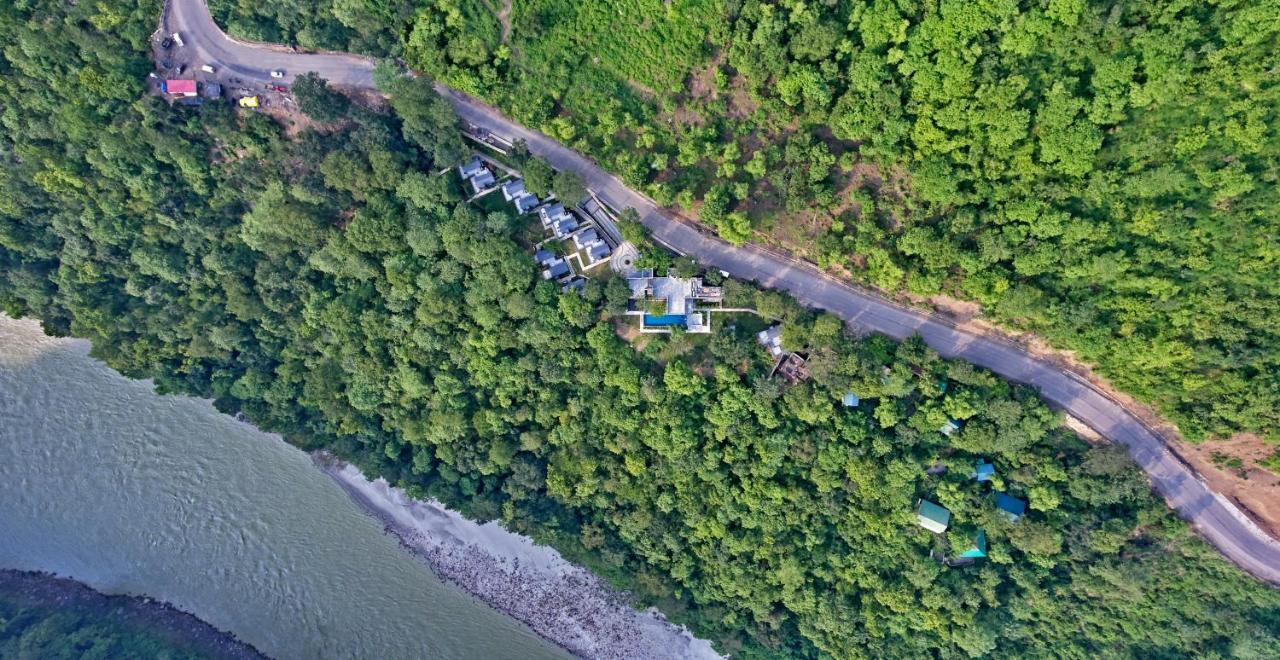 Отель The Roseate Ganges Ришикеш Экстерьер фото